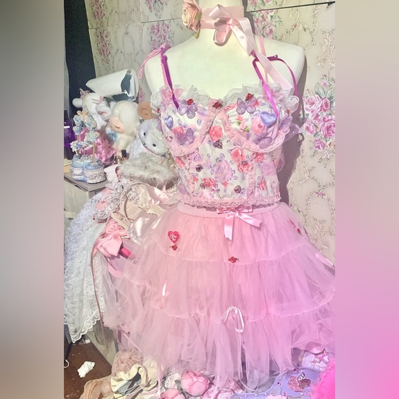 SOLD - Picture 4 of 7